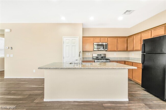 Building Photo - 6318 Bijah Spring Ave
