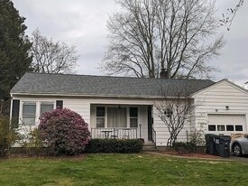 Building Photo - 19 Marie Pky