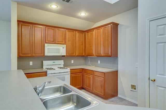 Building Photo - 9804 Westmere Ln