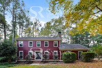 Building Photo - Fall in love with this beautiful 3 bedroom, 2.5 bathroom home