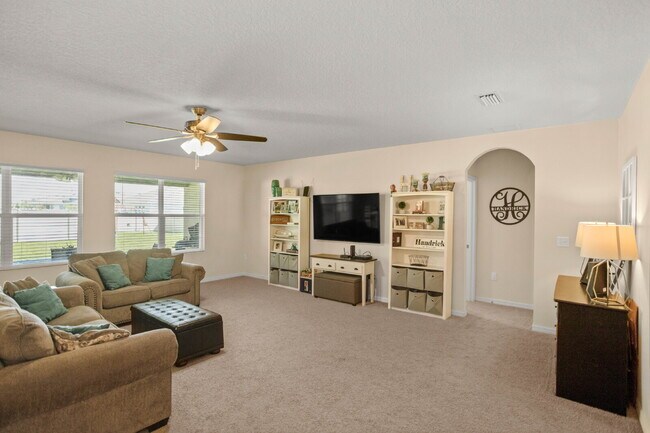 Building Photo - Move-In Ready! Beautiful 4-Bedroom Home with Modern Finishes & Room to Grow