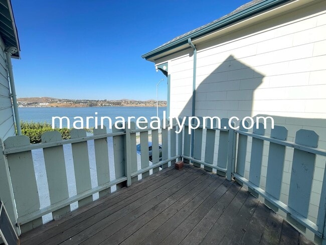 Building Photo - WATER VIEW-Welcome to this charming 2-bedr...