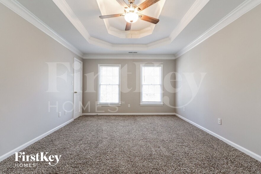 Building Photo - 2190 Sugarbirch Dr