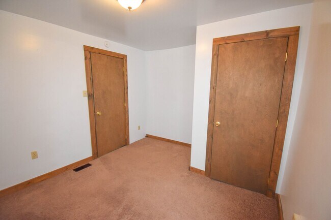 Building Photo - *** PENDING   APPLICATION ***