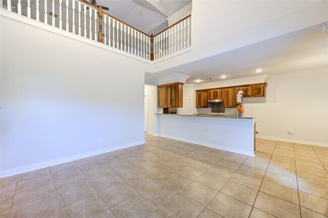 Building Photo - 2011 Spring Cedar Ln