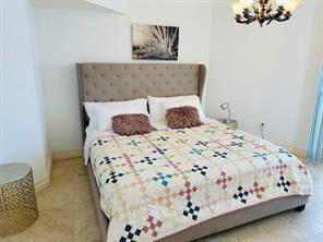 Building Photo - Collins Avenue, Sunny Isles Beach, FL 33160 - 2 BR 2.5 BA condo