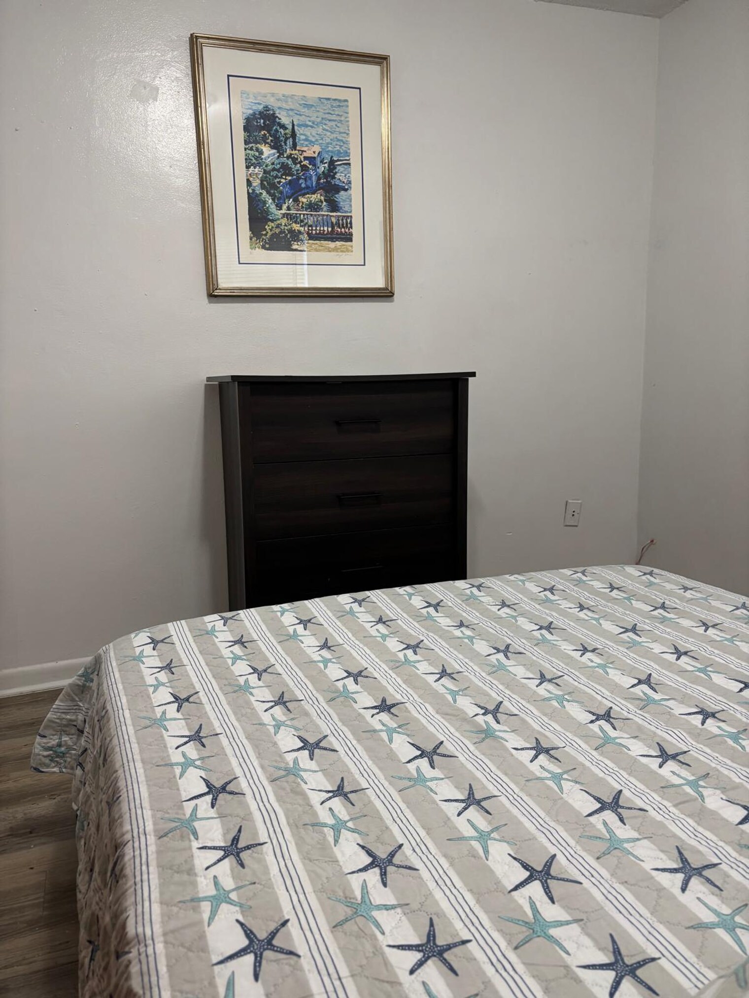 Building Photo - 441 NE 5th Ct