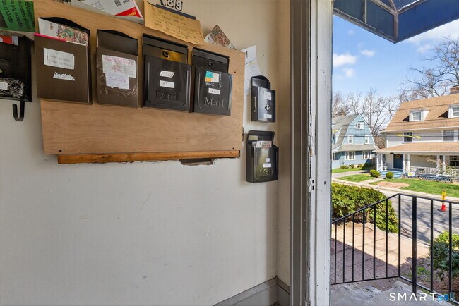 Building Photo - 187 Whitney St