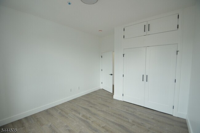 Building Photo - 340 Millburn Ave
