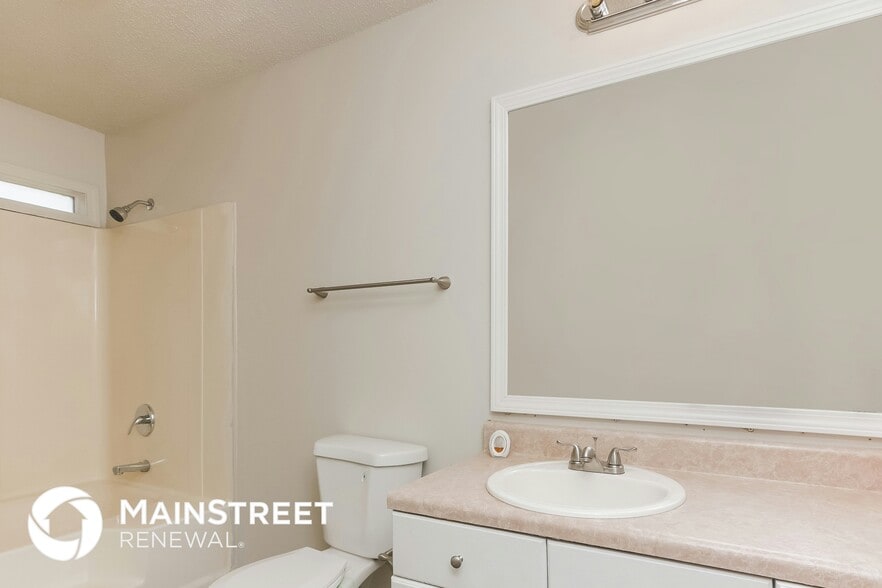 Building Photo - 6728 Crossbrook Ln