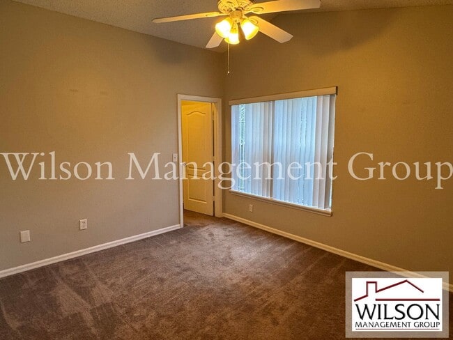 Building Photo - 4944 Waterside Pointe Cir
