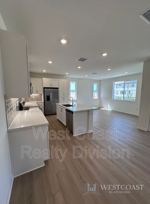 Building Photo - 5954 Catskills Ct