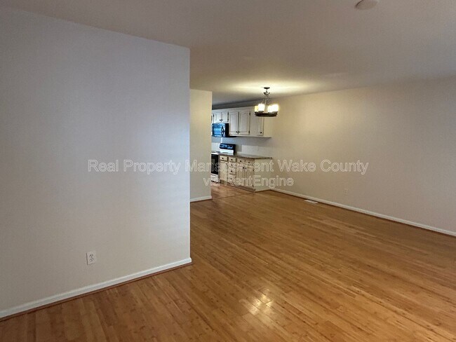 Building Photo - 7016 Epping Forest Dr