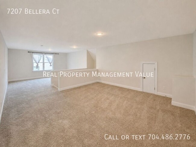 Building Photo - 7207 Bellera Ct