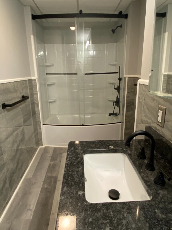 Building Photo - 2208-2210 Providence Rd