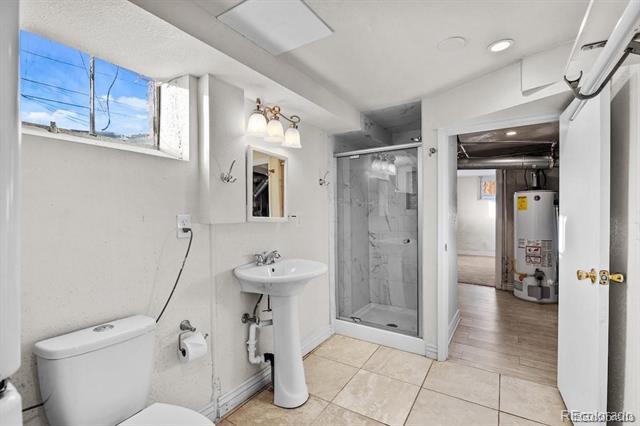 Building Photo - 3085 Clermont St