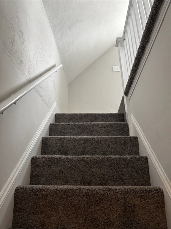 Building Photo - 385 Nahatan St