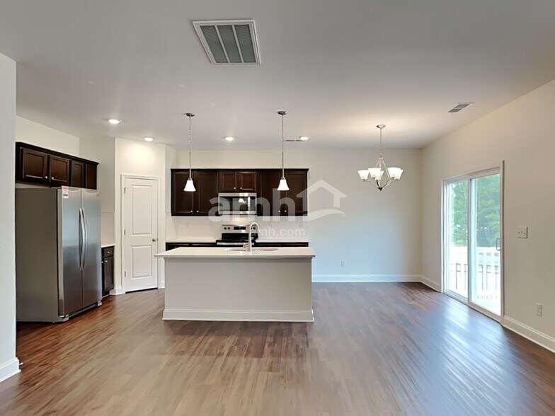 Building Photo - 7212 Garrett Ct