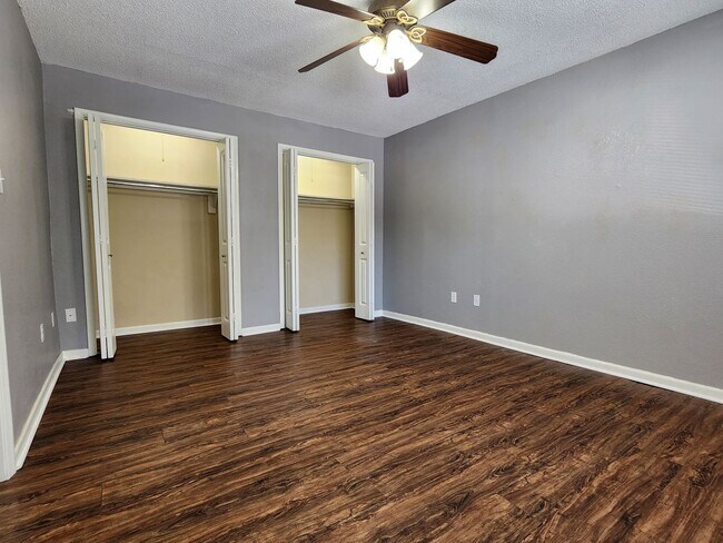 Building Photo - 507 NW 39th Rd