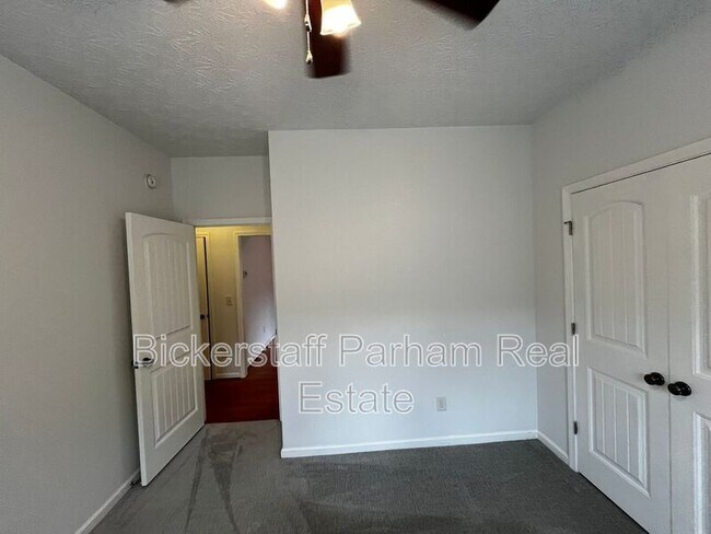Building Photo - 7013 Imperial Way