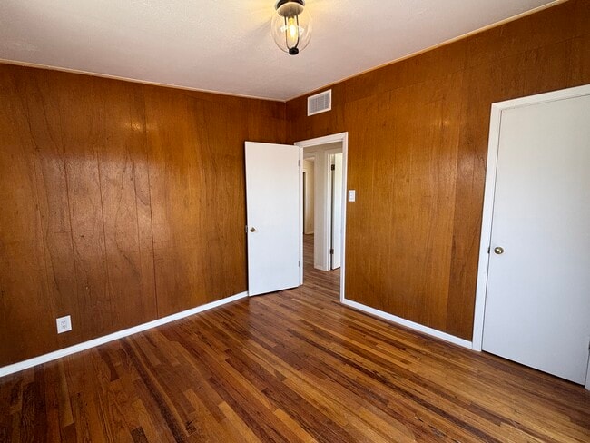 Building Photo - 1100 Upson Dr