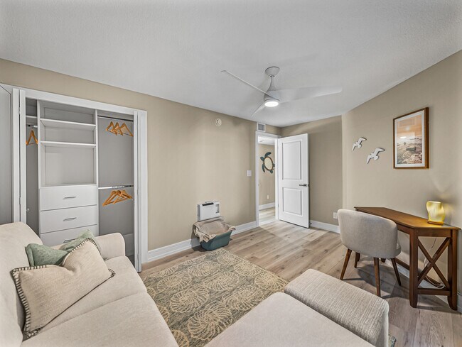 Building Photo - 4082 Belair Ln