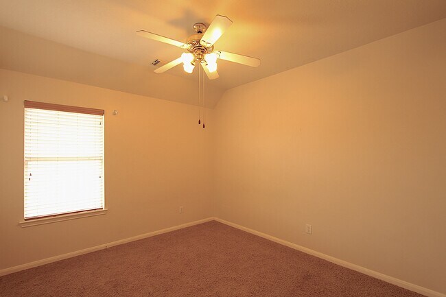 Building Photo - 4430 Waverly Canyon Ln