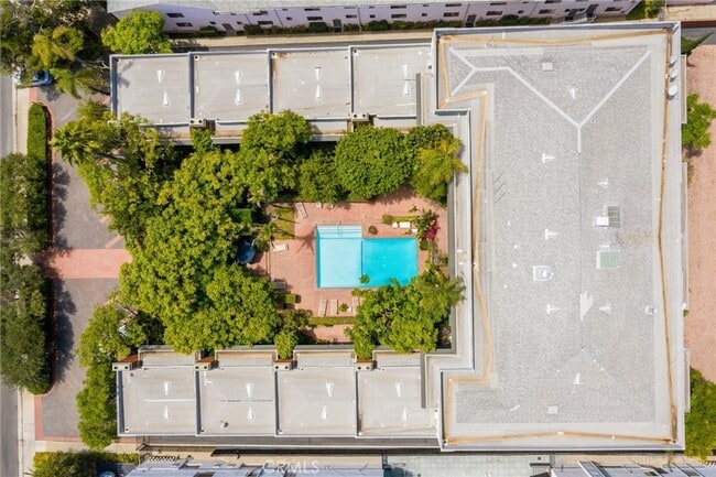 Building Photo - 11761 Sunset Blvd