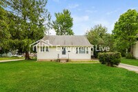 Building Photo - 1108 Rydale Rd