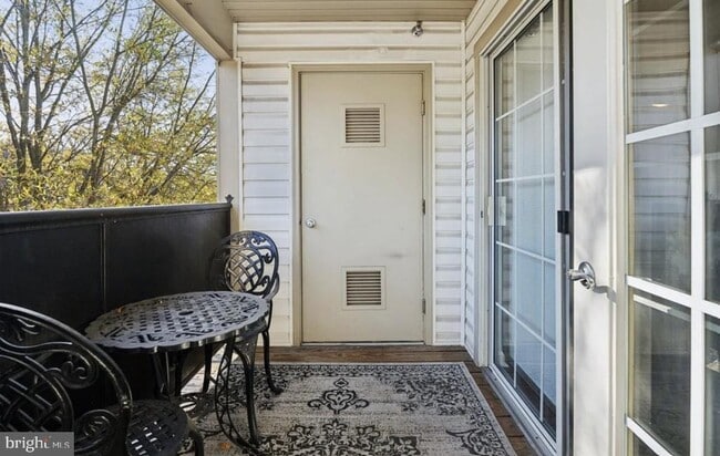 Building Photo - 4151 Castlecary Ln