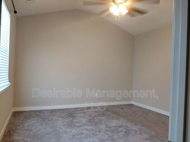 Building Photo - 1303 Tides Edge Ct