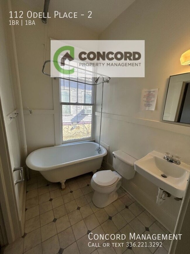 Building Photo - 112 Odell Pl