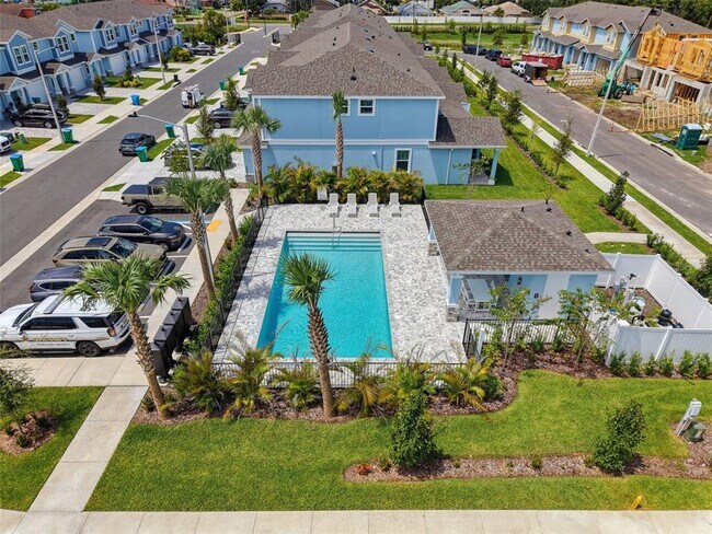 Building Photo - 2525 Mario Wy