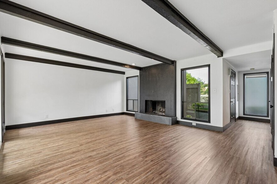 Building Photo - 100 Lido Cir