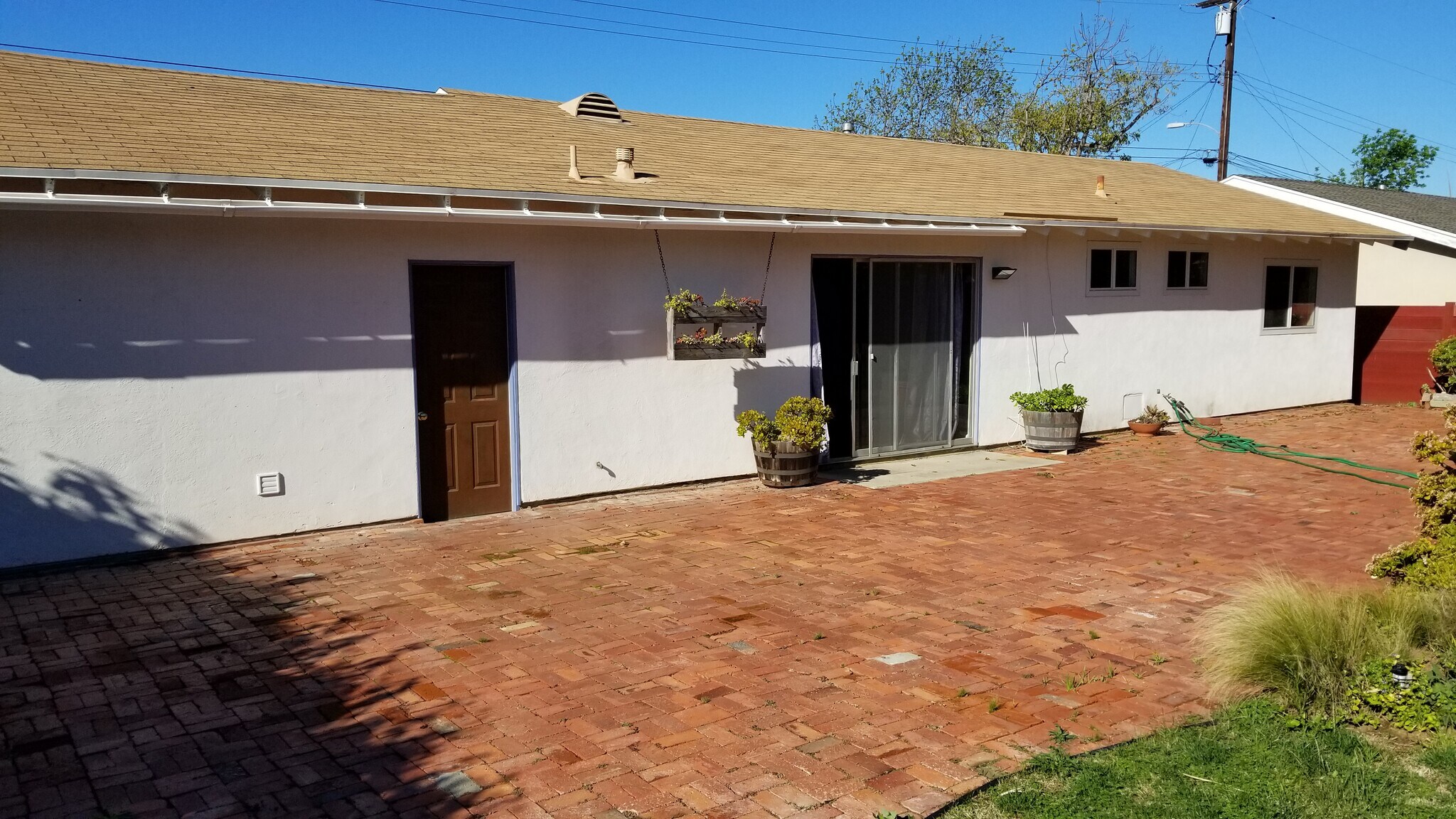 Building Photo - 1741 Lahoud Dr