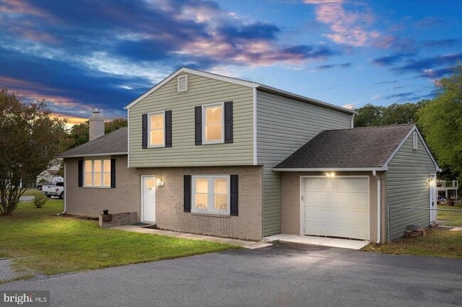 Primary Photo - 10506 Circle 1 Dr