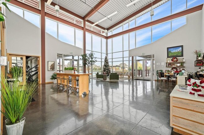 Building Photo - 327 Jolly Ginger Dr