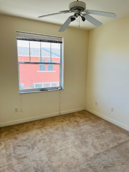 Building Photo - 441 Amador Ln