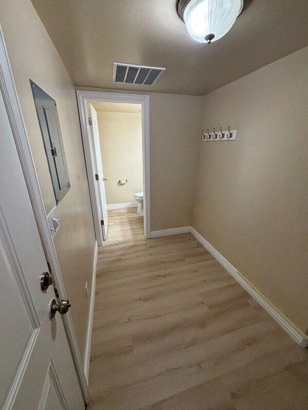 Building Photo - 1179 W 100 S