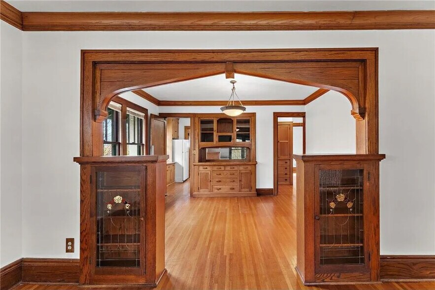 Building Photo - 2017 Laurel Avenue