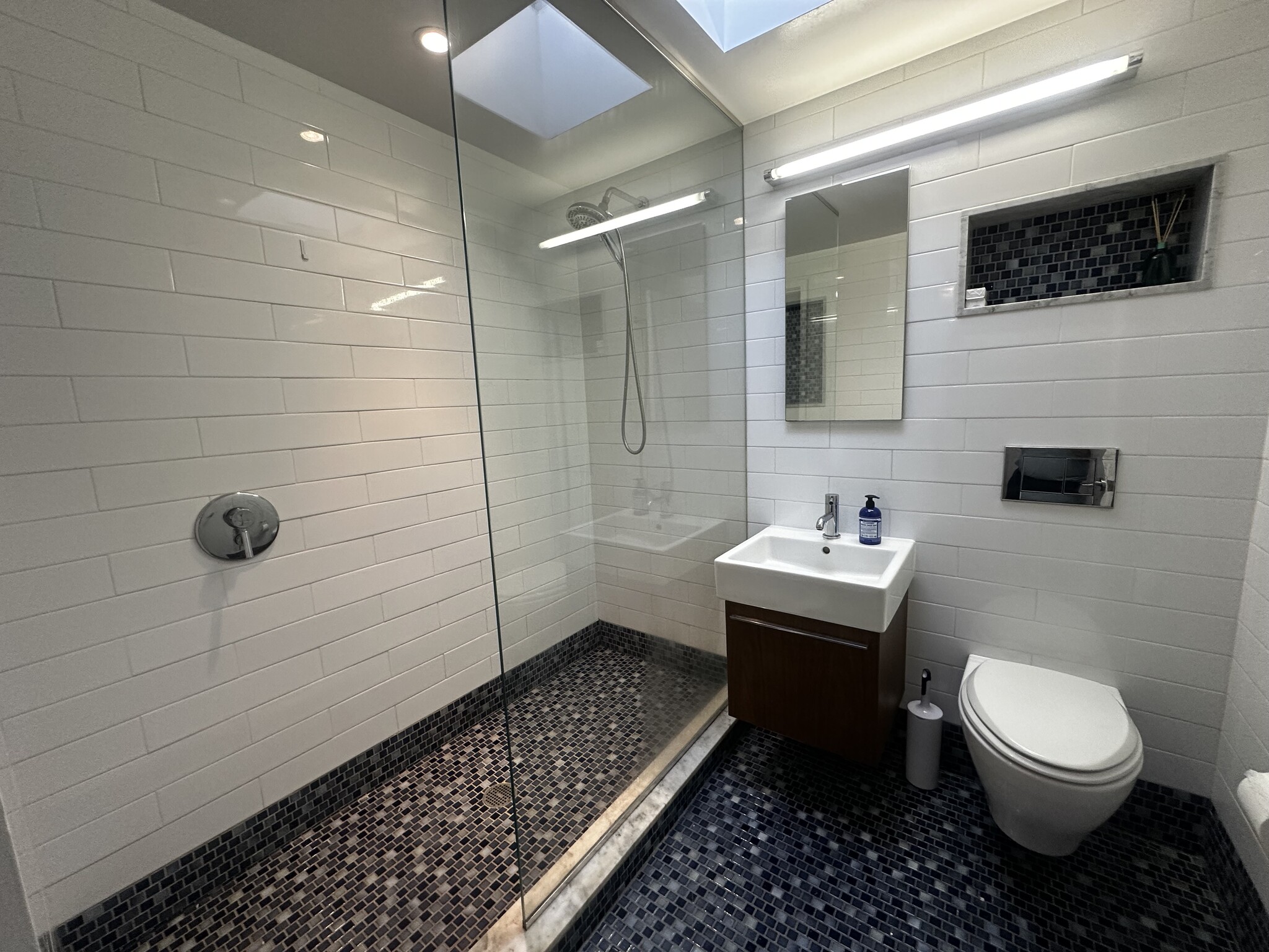 Bathroom w walk-in shower - 682 President St