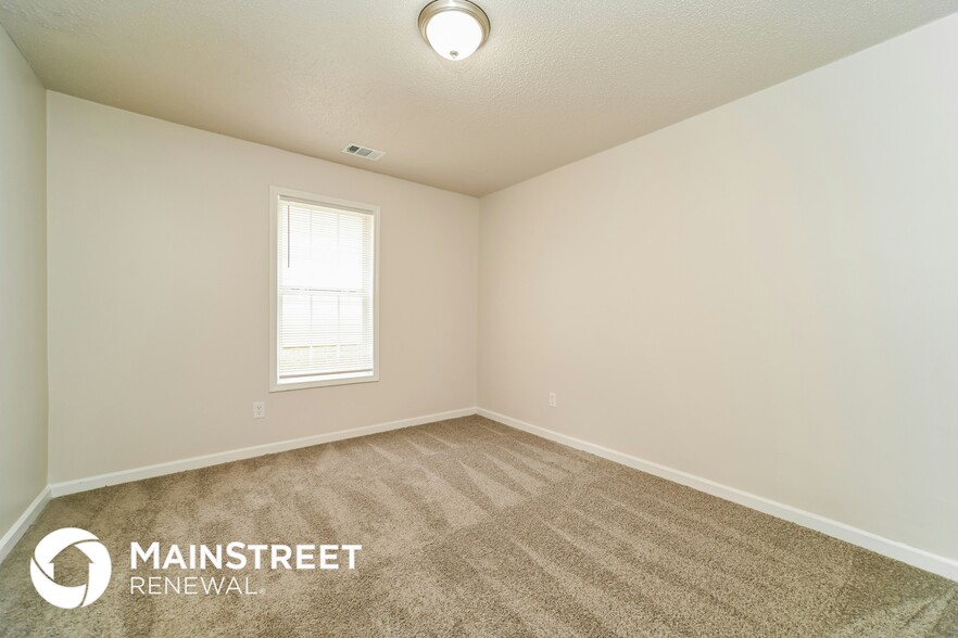 Building Photo - 6891 Mahonia Pl