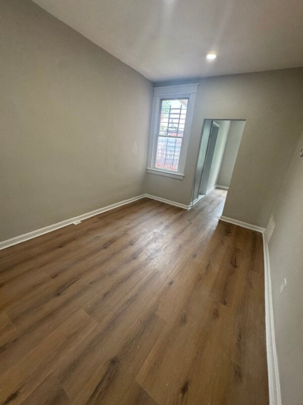 Building Photo - 2547 Park Heights Terrace