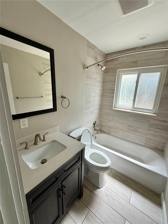 Building Photo - 2716 Blossom Dr