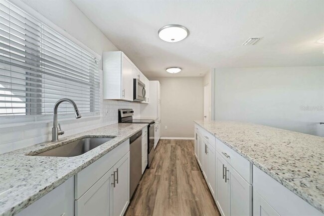 Building Photo - 2545 Clipper Ship Way