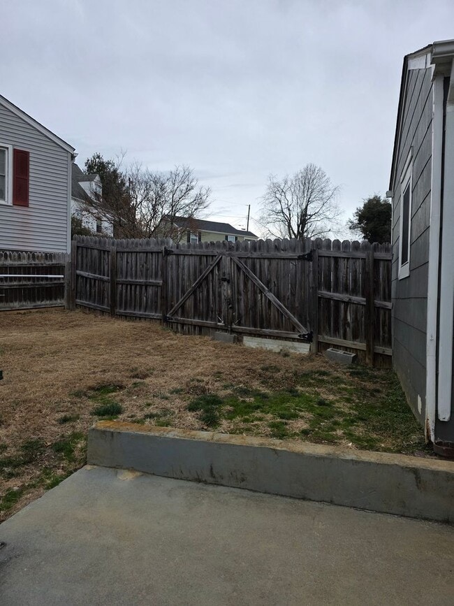 Building Photo - 116 Sixth Avenue