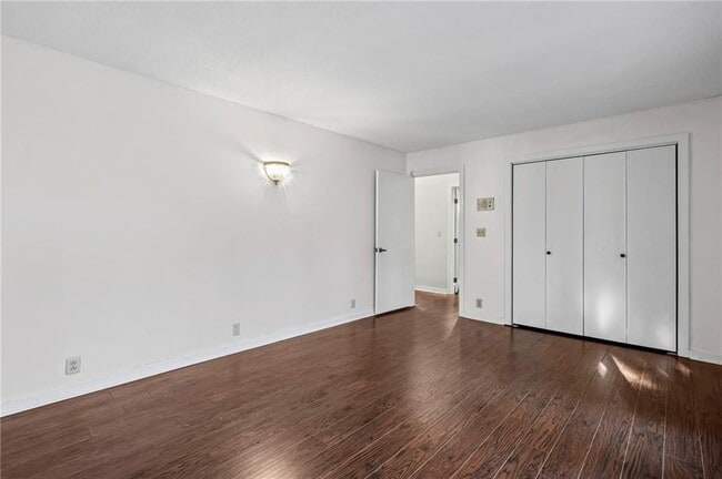 Building Photo - 2710 Margaret Mitchell Dr NW