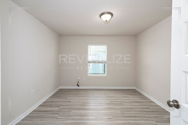 Building Photo - 22360 Aleutian Ave