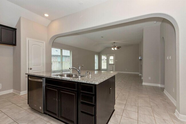 Building Photo - 9735 Stratton Ridge Dr