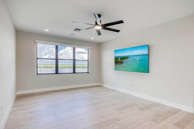 Building Photo - 10077 Heron Flock Dr